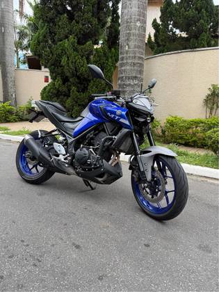 YAMAHA MT-03 ABS YAMAHA MT-03 ABS